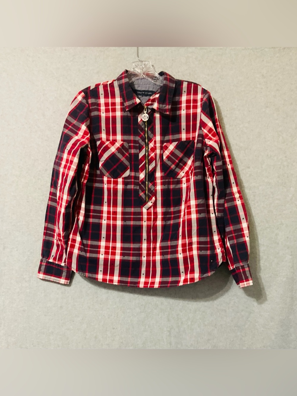 Tommy hilfger Plaid Long-Sleeve  popover Blouse  -plaid  Red & Navy -  Sz S